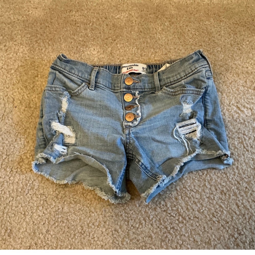 Abercrombie girls Jean shorts size 9/10